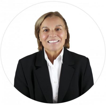 Maria Fernanda Neves
